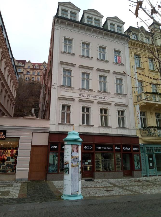 Delux Kolonada Lägenhet Karlsbad Exteriör bild